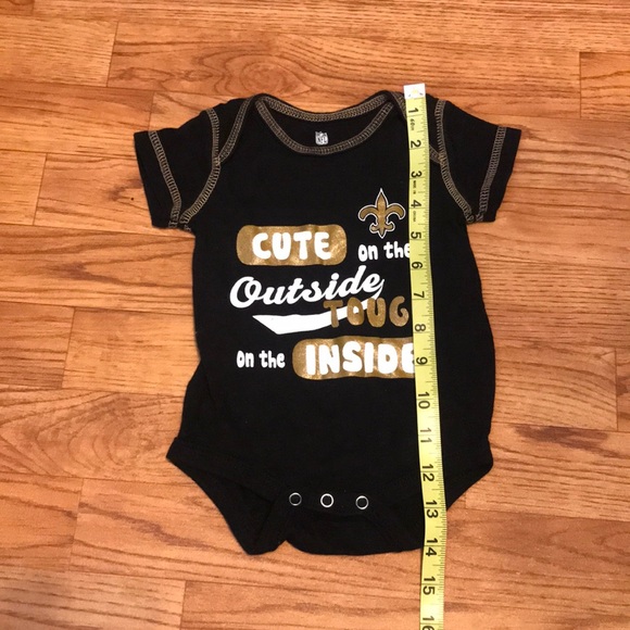 Nike & Saints onesies sizes 0-3 Months - Picture 10 of 10